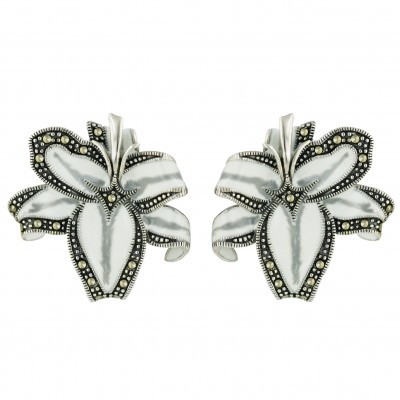 Marcasite Earring White+Faded Gray Enamel Flower