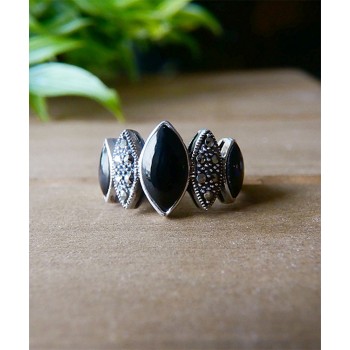 MS RING 5 PAVE MS+CABOCHON BLACK ONYX MARQUIS