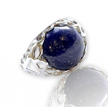 Round Lapis Scallop Bordered Ring